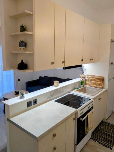 Patras Apartment | Easy Guest House