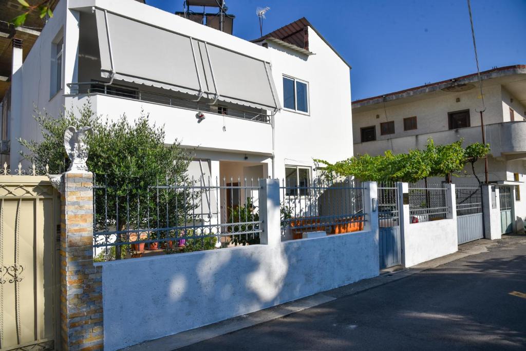 Durres Apartment | EJONA Villa