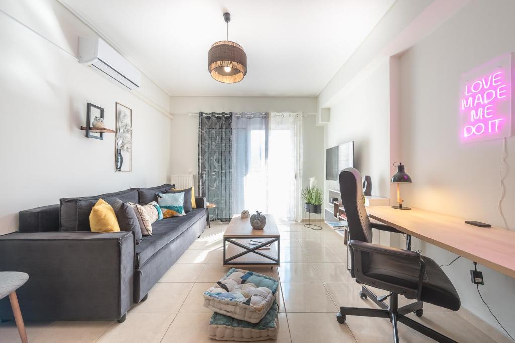 Ampelokipoi Apartment | Elegant Home with Balcony by CloudKeys