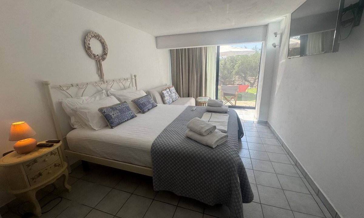 Omales Apartment | Element Of Fire Apartment among Olive Trees in Pyrgos Dirou