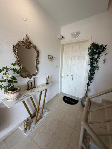 Plataria Apartment | Elenas Apartments