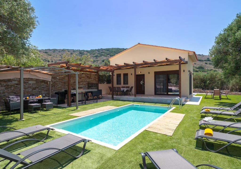 Kounelion Villa | Eleolithos Villa olive & pool