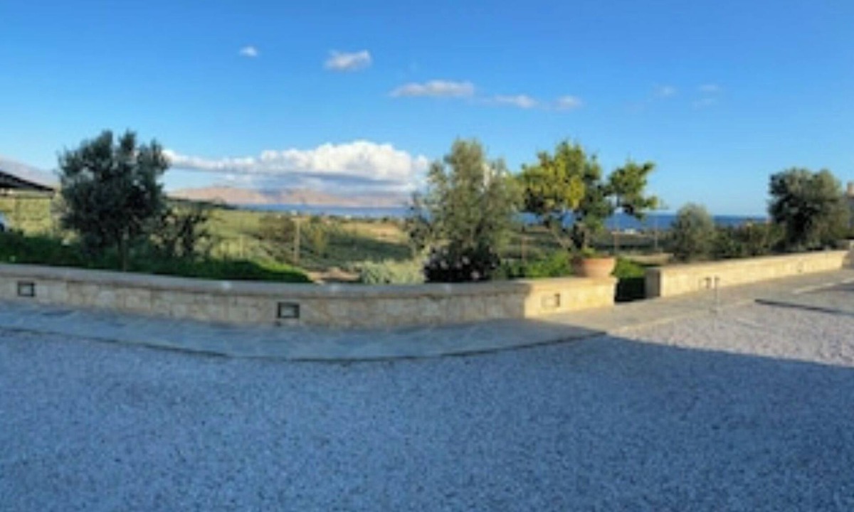 Filaki Apartment | Eleonas apartment on the 1st floor with unobstructed ocean views