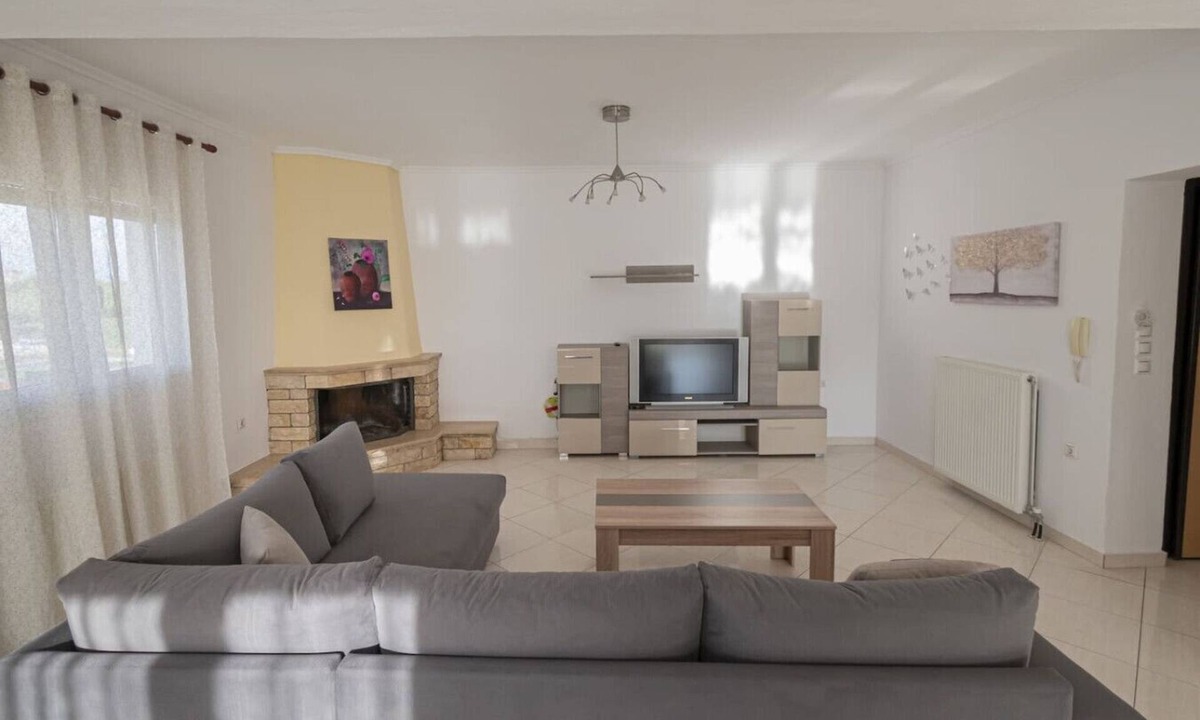 Flogita House | Elli Lux Home by Rentals Pro