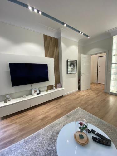 Tirana Apartment | Enrik