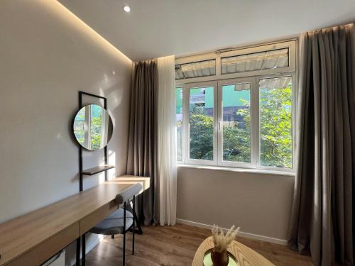 Blloku Hotel | Enzo Rooms -Central Blloku