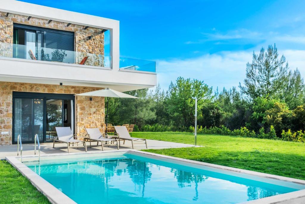 Kassandra Villa | Epta Villas Luxury Redefined