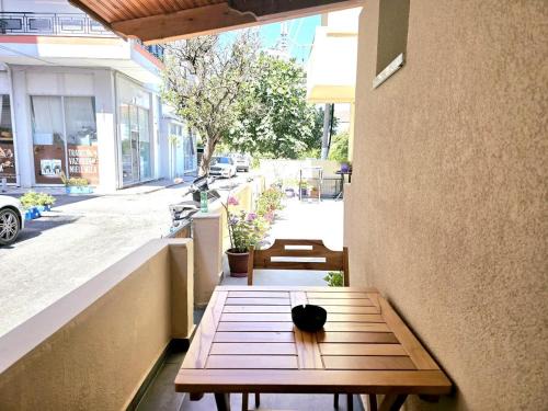 Himare Apartment | Eric Room