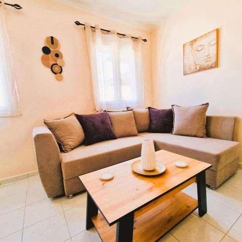 Sparta Apartment | Estrella Apartment
