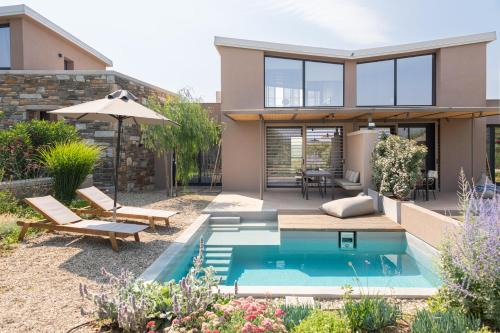 Nikita Villa | Etheres- Living in Nature