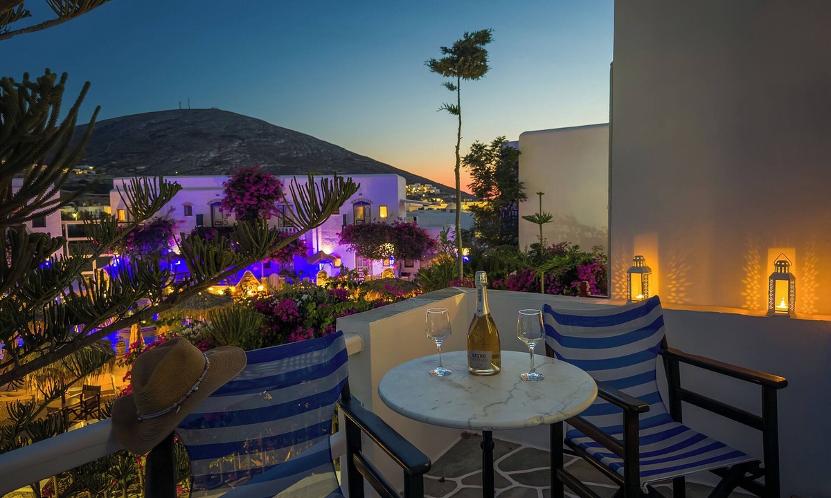 Folegandros Town Hotel | Evgenia Rooms