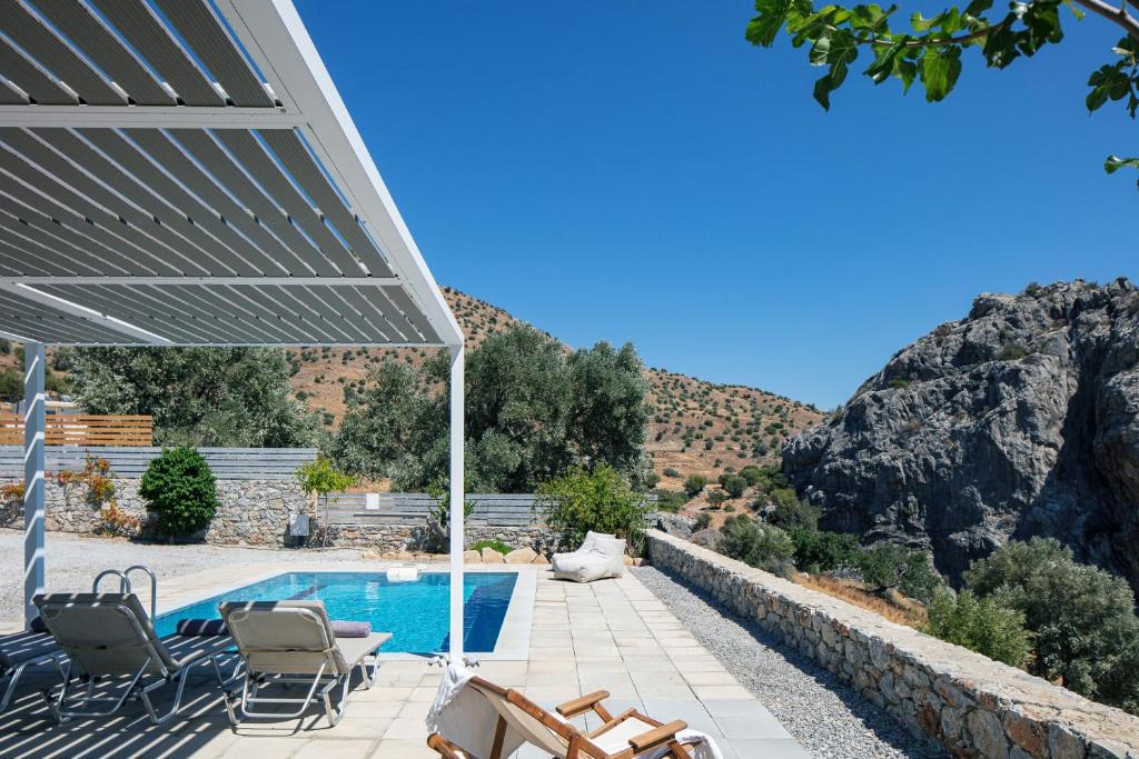 Agia Galini Villa | Evgoro Luxury Suites