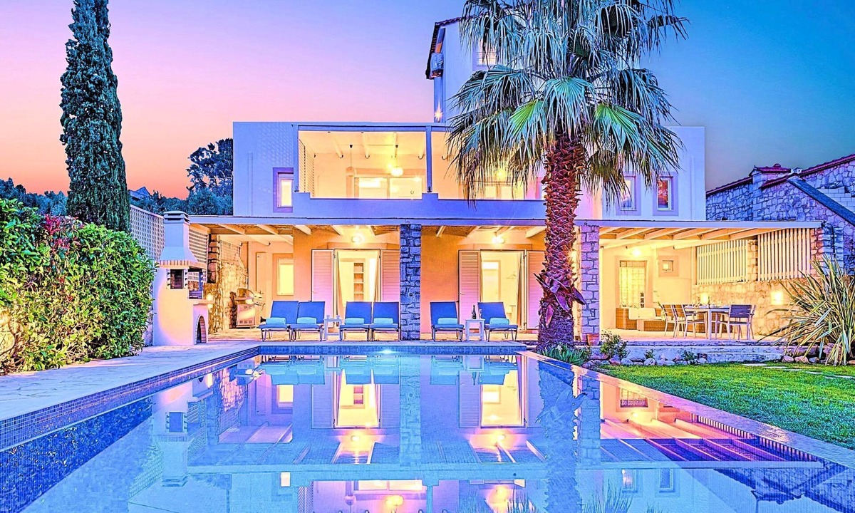 Dramia House | für 15 Personen in Draia, Kreta (West-Kreta) by Interhome