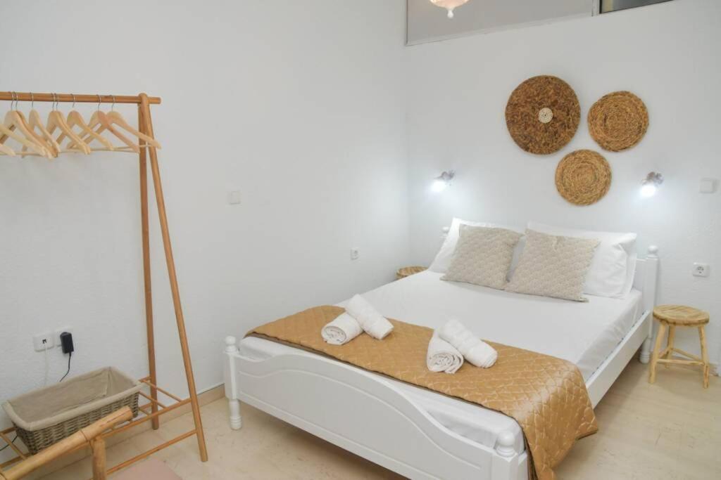 Loutraki-Agioi Theodoroi Apartment | ''Fairy House Loutraki''