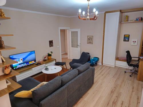 Tirana Apartment | Family-friendly APT at 21 dhjetori w/Self Check-In