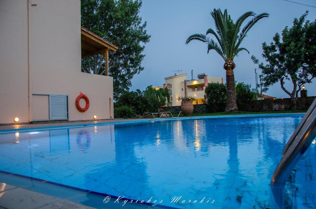 Gialos Apartment | Flisvos Rooms