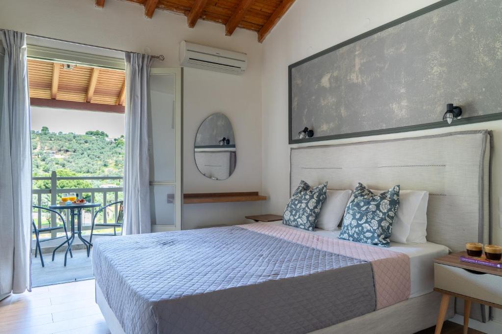 Katsarou Hotel | Flower