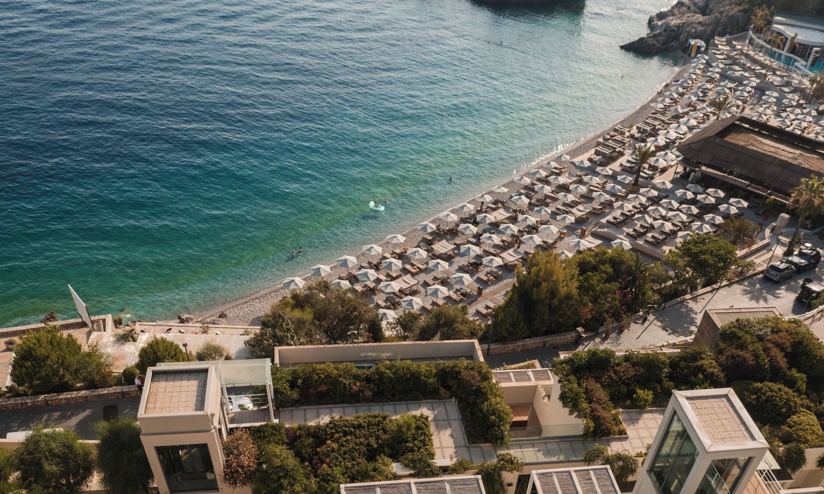 Jala Hotel | Folie Marine Beach Hotel & Club