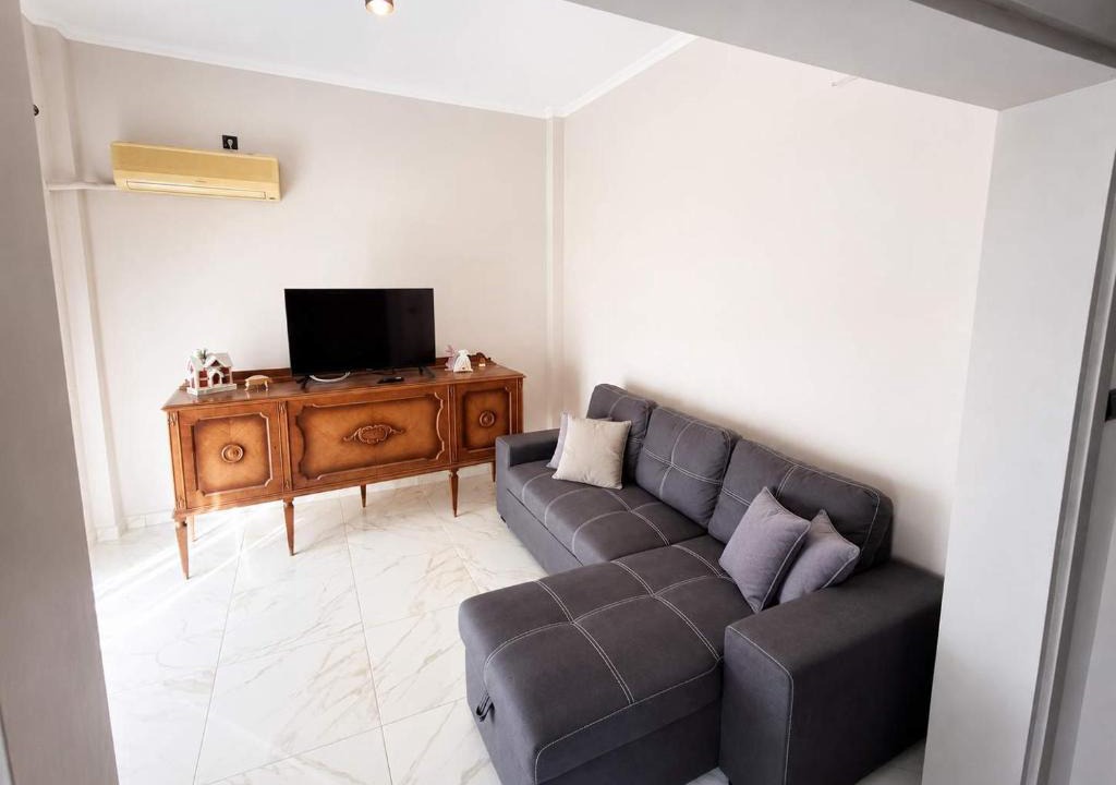 Nea Ionia Apartment | Fotis Urban Athens Beauty