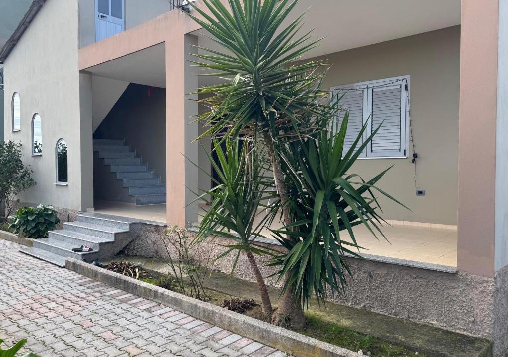 Qerek House | Garden House - Hamallaj