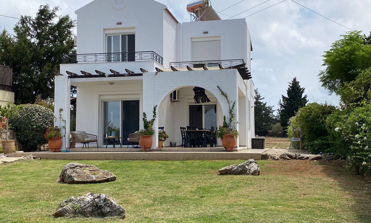 Apokoronas Villa | Garden Villa Near Chania’s Coastline