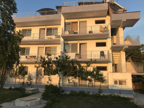 Divjake Apartment | George Apartments Diviaka beach and national park
