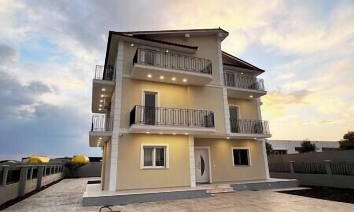 Rade Apartment | GH - Simplicity and Elegance