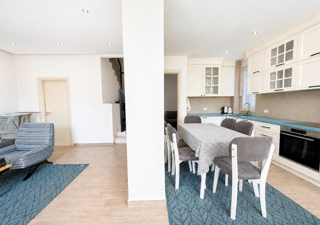 Ishem Villa | Gjiri i Lalezit - Lura 3 - Duplex 5 Rooms 2 Floors 3 Bathrooms Garden