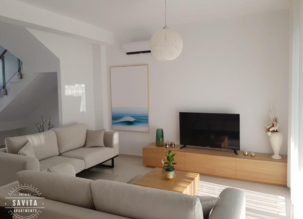 Ishem Villa | Gjiri i Lalzit - Vila Savita - Perla Resort