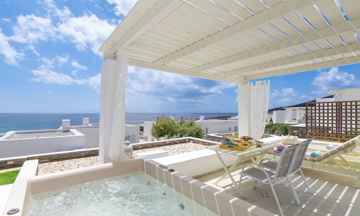 Paros Apartment | Glyfa Village