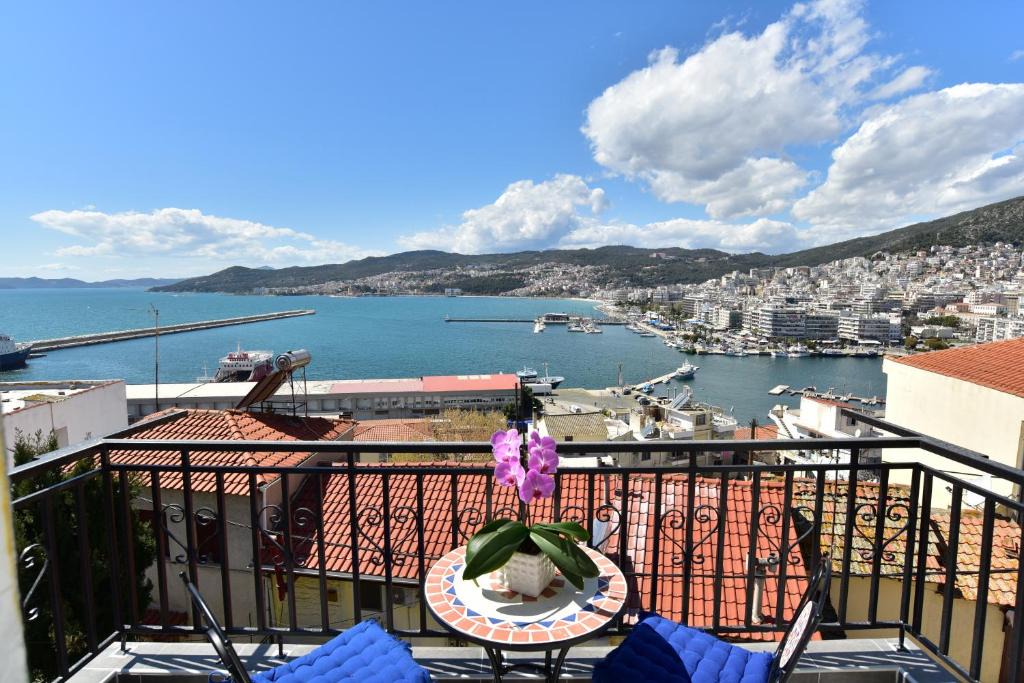 Kavala Apartment | Golden Sea View - Old Town