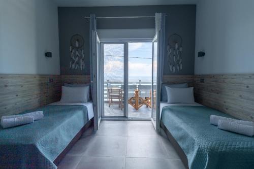 Nea Rodha Apartment | Golden Seaside 2