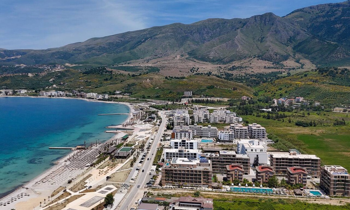 Orikum Apartment | Golden Suite Palm Radhime, Vlore, Albania