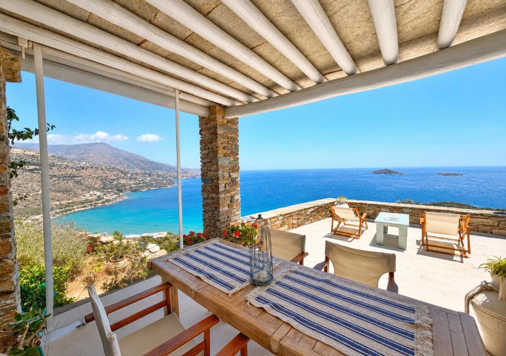 Gavrio Apartment | "GOLDEN SUNSET VILLA" 3-BDR, Breathtaking Views