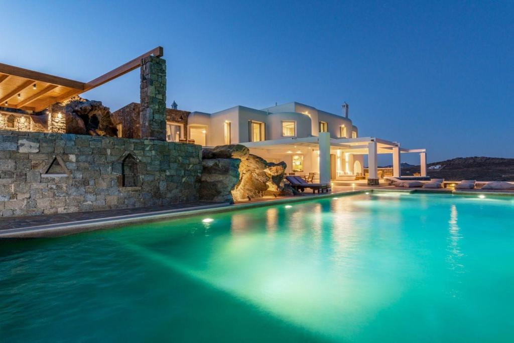Elia Villa | Gorgeous Mykonos Villa 12 Bedrooms Villa Nova Light Private Pool