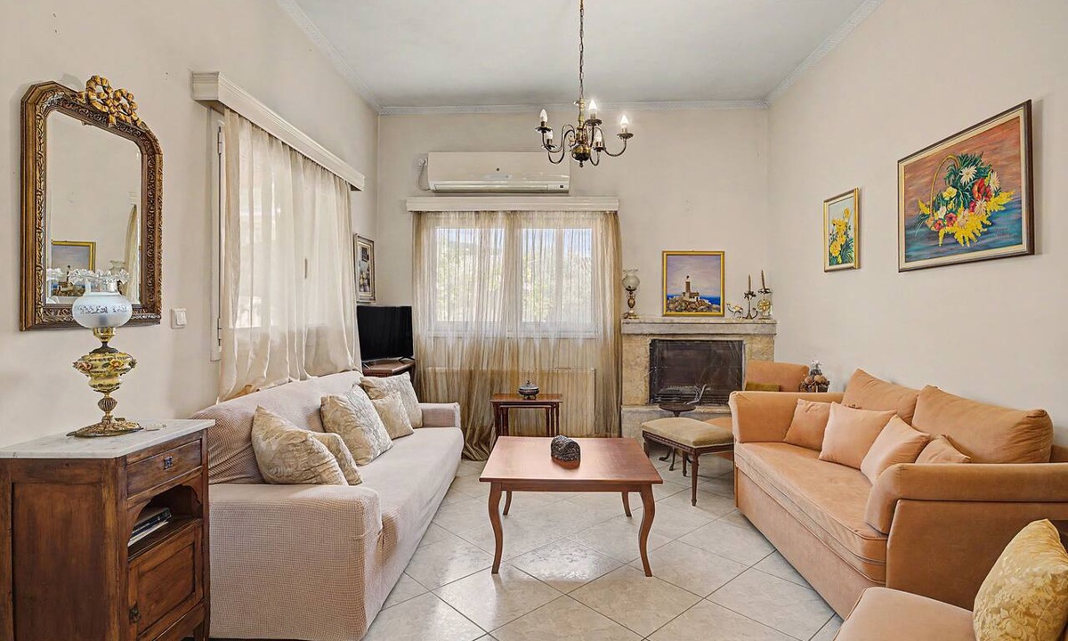 Loutraki-Agioi Theodoroi House | Country House 'Ochra' with Mountain View, Wi-Fi and Air Conditioning
