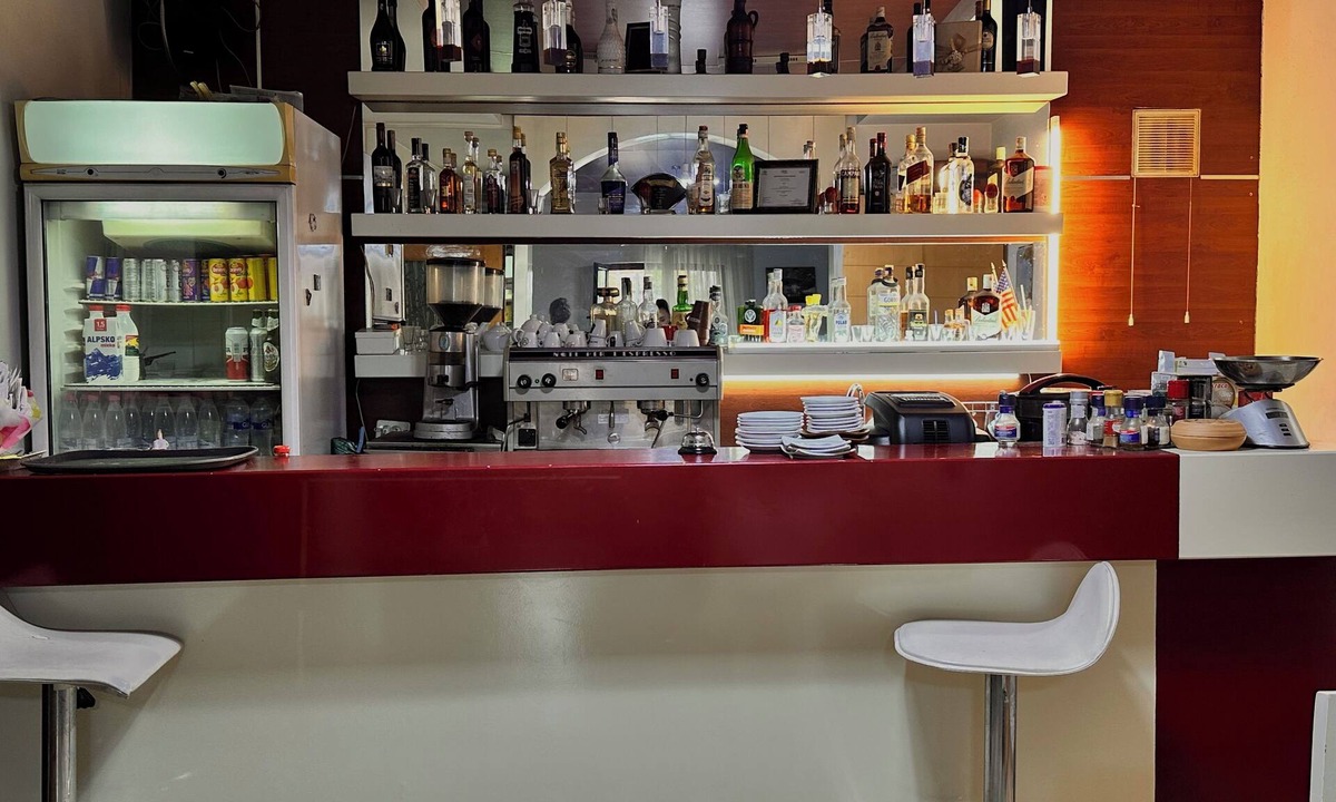 Tirana Hostel | Grand House