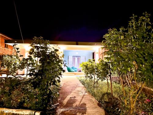Lazarat House | Green House Permet