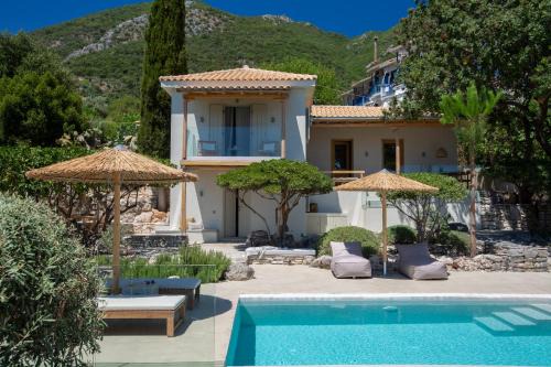 Perigiali Villa | Green Islets seafront boutique villa