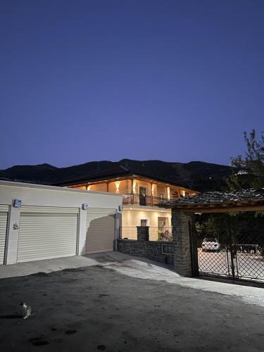 Sinje House | Guest House Mali