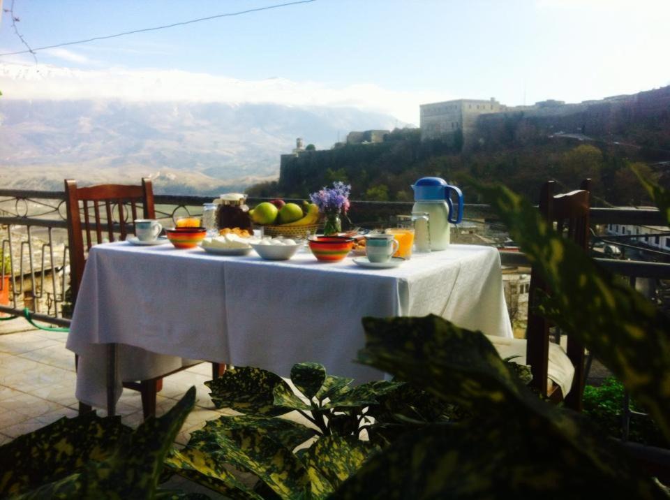 Gjirokaster House | Guesthouse Celo