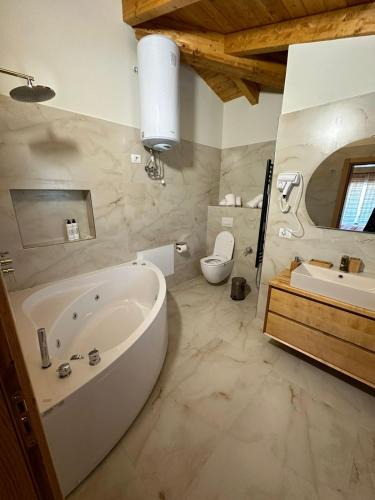 Sakës House | Guesthouse Marku - Mrizi i Zanave