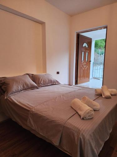 Kurbin House | Guesthouse Te Lala