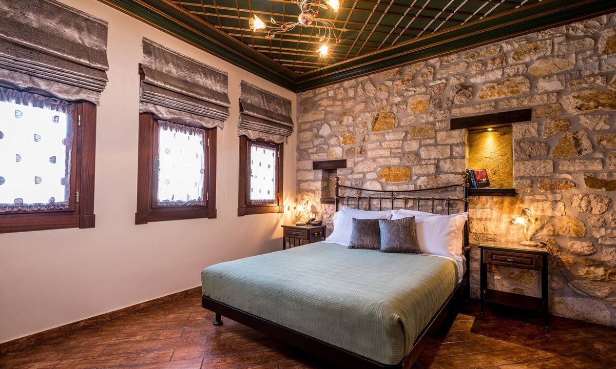 Ioannina Town Centre Bed & Breakfast | Hagiati Guesthouse - Double Room, Castle Ioannina