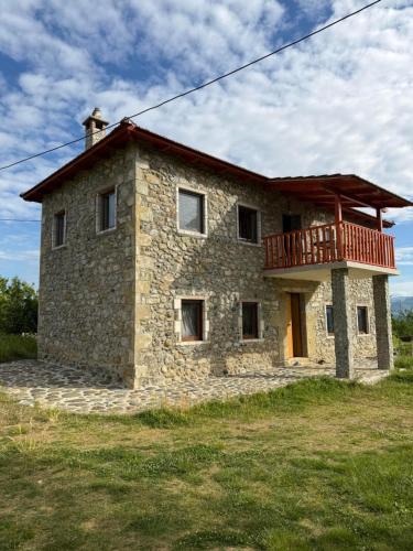 Sakës Ski Chalet | Hasan Nika's Tower