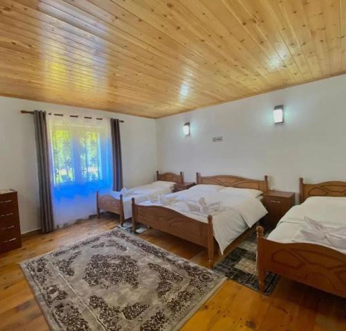 Okol House | HIGHLANDER HOUSE VERMOSH