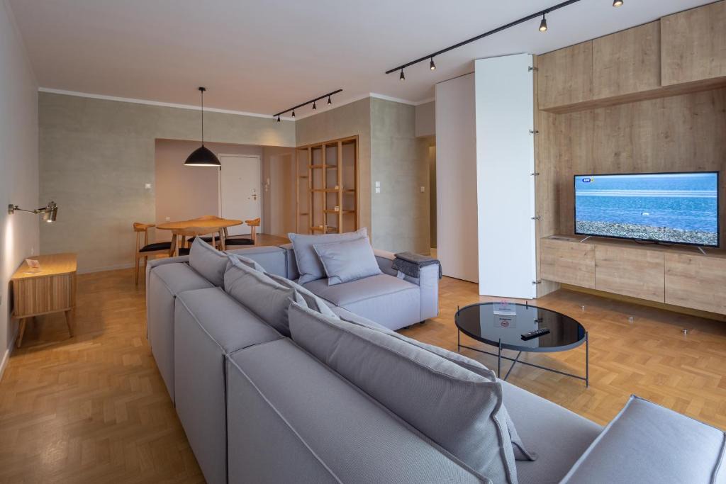 Palaio Faliro Apartment | Hippocrates - Faliro deluxe apartment
