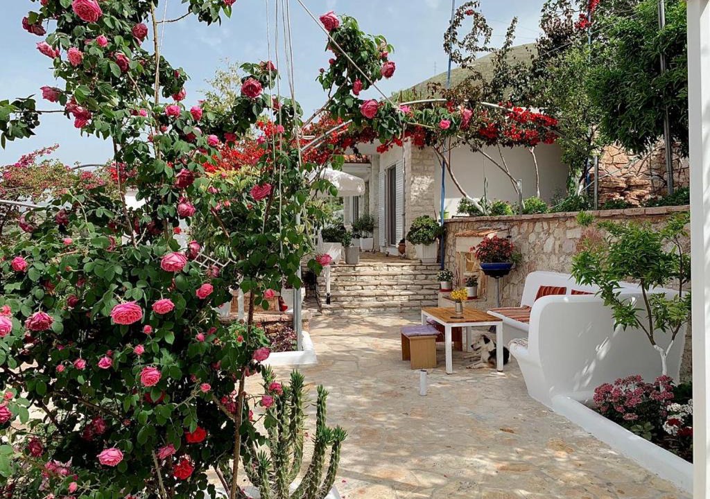 Piqeras House | Holiday Home Ali