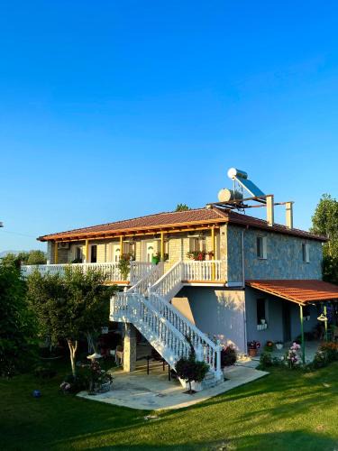 Qerek House | Holiday House