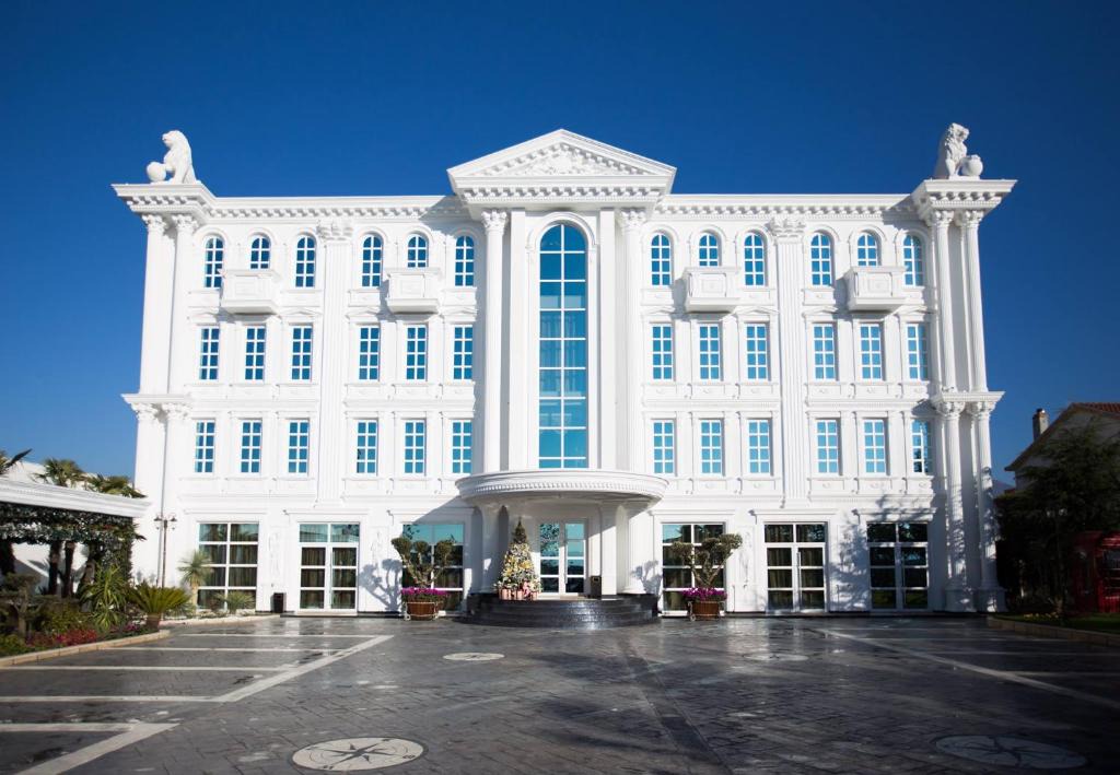 Kamez Hotel | Hotel Britania